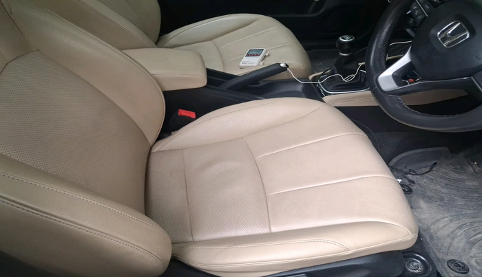 2022 Honda City 1.5L I-VTEC ZX, Petrol, Manual, 26,716 km, interior