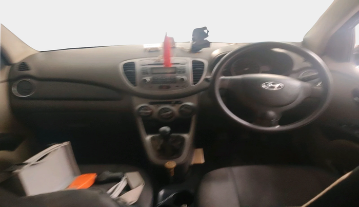 2011 Hyundai i10 MAGNA 1.2, Petrol, Manual, 58,485 km, interior