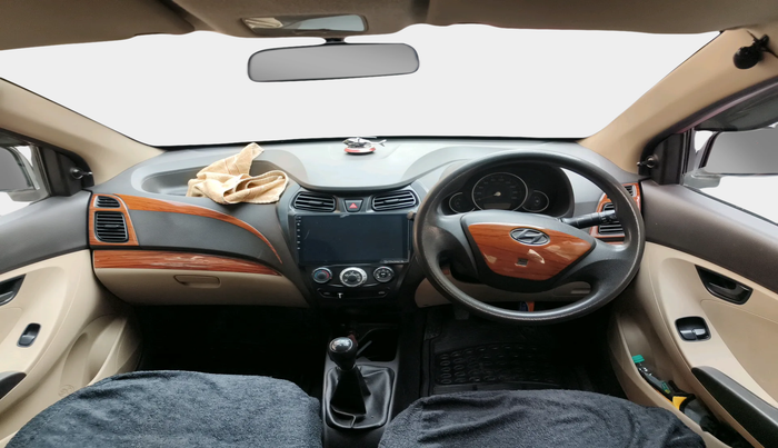 2013 Hyundai Eon MAGNA +, Petrol, Manual, 69,292 km, interior