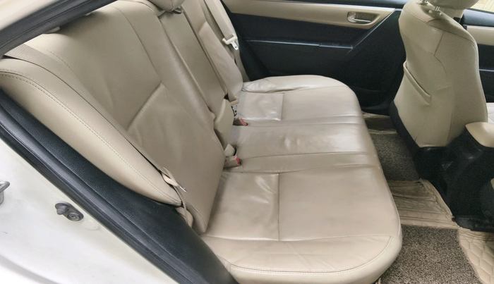 2014 Toyota Corolla Altis VL CVT PETROL, Petrol, Automatic, 1,51,898 km, interior