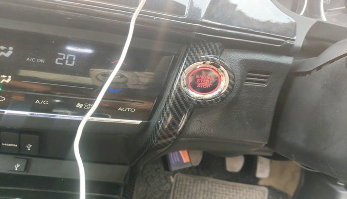 2017 Honda City 1.5L I-VTEC V MT, Petrol, Manual, 33,098 km, interior