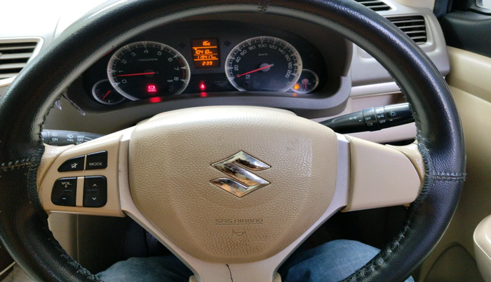 2014 Maruti Ertiga ZXI, Petrol, Manual, 1,19,417 km, interior