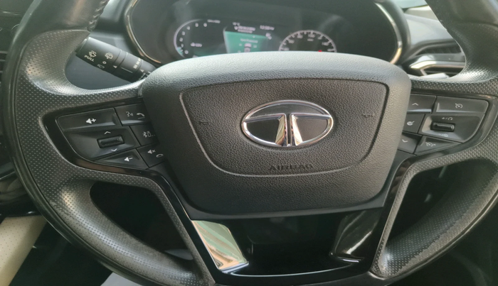 2021 Tata Safari XZ PLUS 6 S, Diesel, Manual, 40,421 km, interior