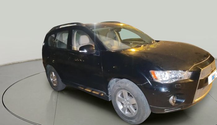 2010 Mitsubishi Outlander 2.4 MIVEC, Petrol, Automatic, 1,11,481 km, exterior