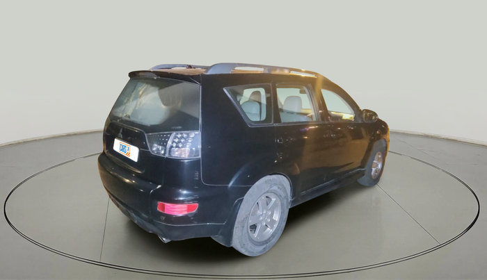 2010 Mitsubishi Outlander 2.4 MIVEC, Petrol, Automatic, 1,11,481 km, exterior