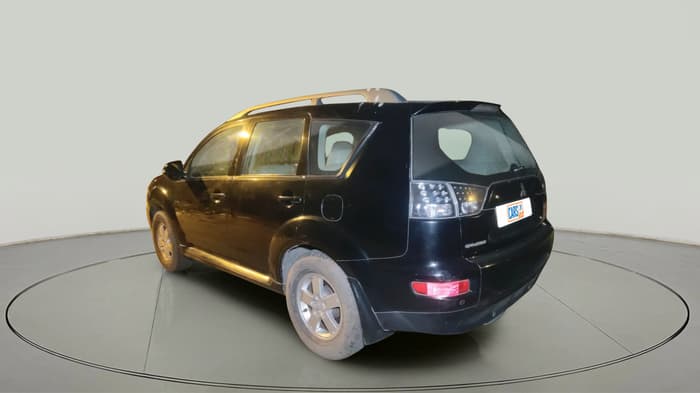 2010 Mitsubishi Outlander 2.4 MIVEC, Petrol, Automatic, 1,11,481 km, exterior