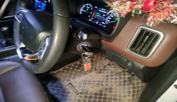 2023 Mahindra SCORPIO-N Z6 DIESEL MT 2WD 7 STR, Diesel, Manual, 48,381 km, interior