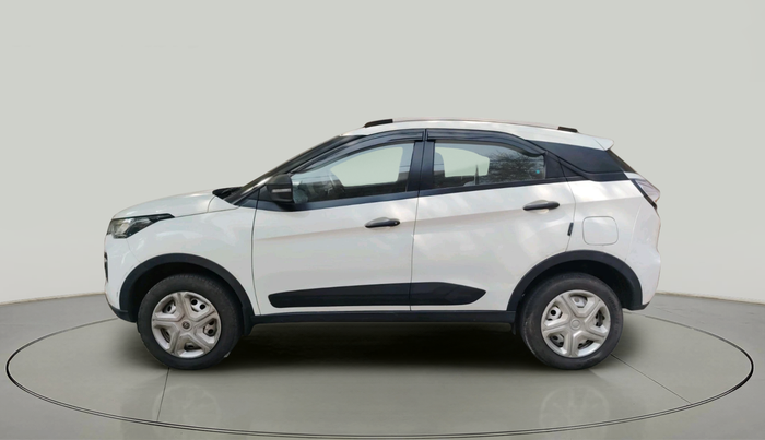 2022 Tata NEXON XE PETROL, Petrol, Manual, 63,031 km, exterior