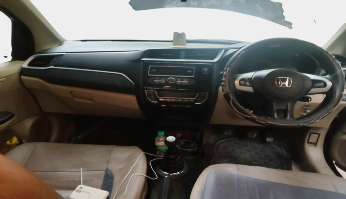 2017 Honda Amaze 1.2L I-VTEC S, Petrol, Manual, 71,358 km, interior