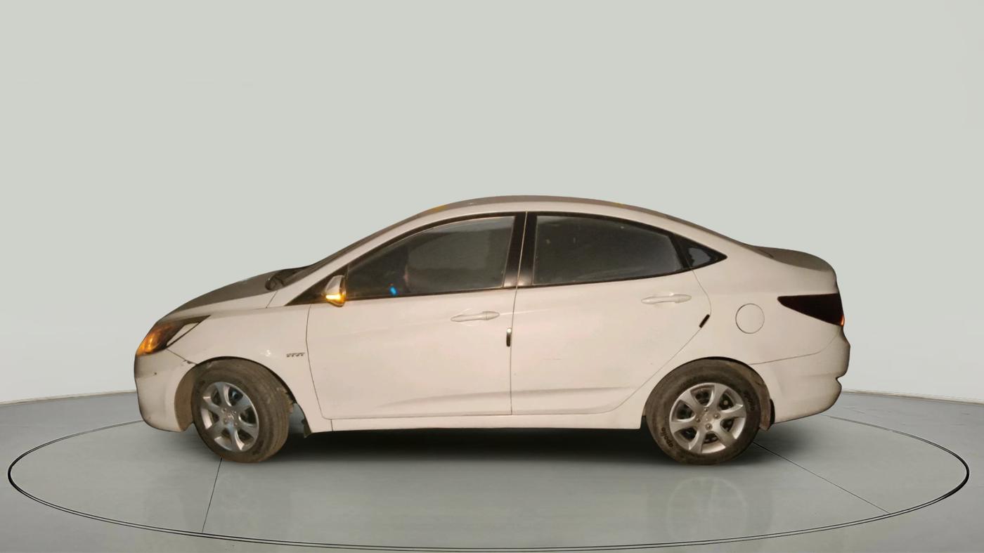 2013 Hyundai Verna FLUIDIC 1.6 VTVT EX, Petrol, Manual, 68,946 km, exterior