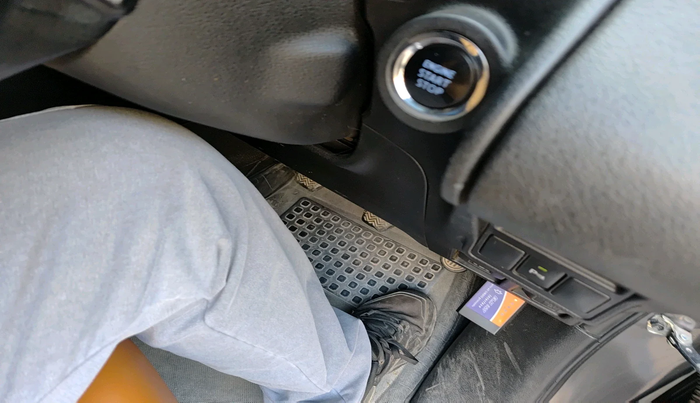 2019 Toyota Innova Crysta 2.4 VX 7 STR, Diesel, Manual, 63,306 km, interior