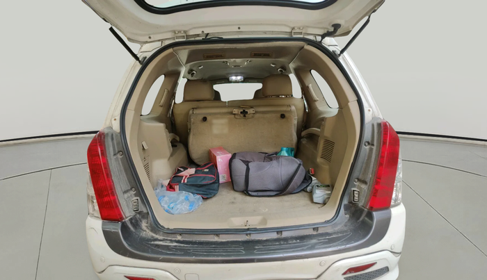 2016 ISUZU MU-7 Premium 4x2 AT, Diesel, Automatic, 99,000 km, exterior