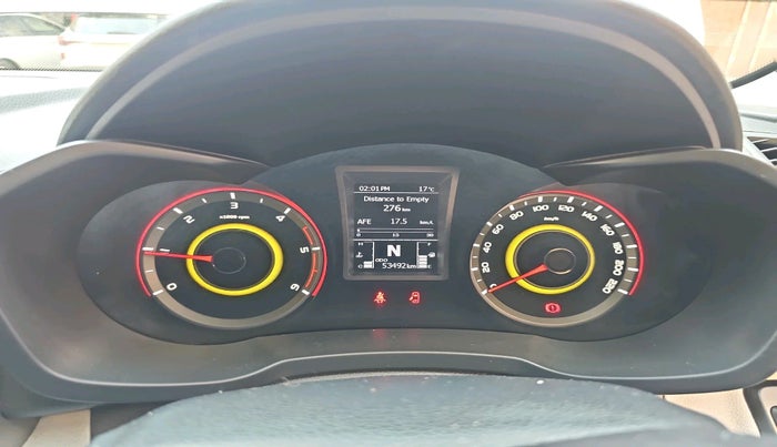 2019 Mahindra XUV300 W8 1.5 DIESEL, Diesel, Manual, 53,492 km, interior