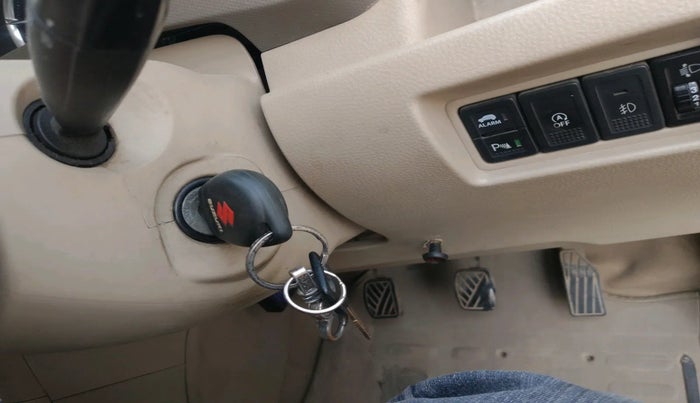 2016 Maruti Ertiga VDI SHVS, Diesel, Manual, 1,08,651 km, interior