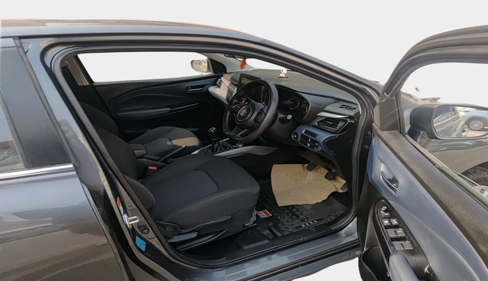 2025 Maruti Baleno  ZETA CNG 1.2L, Petrol, Manual, 4,948 km, interior