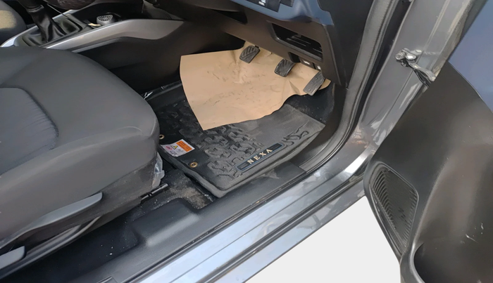 2025 Maruti Baleno  ZETA CNG 1.2L, Petrol, Manual, 4,948 km, interior