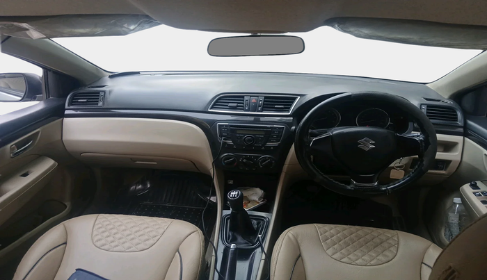 2015 Maruti Ciaz VXI, Petrol, Manual, 1,43,775 km, interior