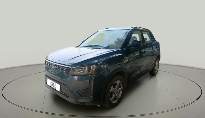 2019 Mahindra XUV300 W6 1.2 PETROL, Petrol, Manual, 1,05,766 km, exterior