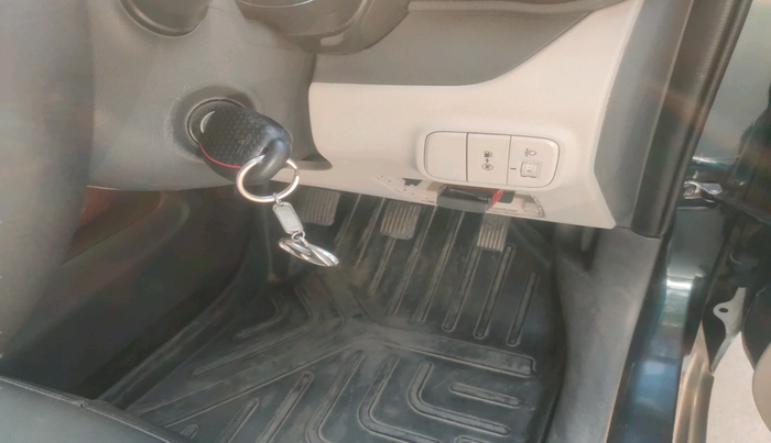 2023 Hyundai AURA S 1.2 CNG, Petrol, Manual, 73,410 km, interior