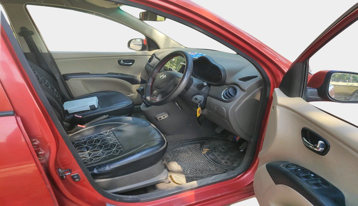 2011 Hyundai i10 MAGNA 1.2, Petrol, Manual, 37,209 km, interior