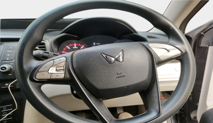 2022 Mahindra XUV300 W6 1.5 Diesel, Diesel, Manual, 59,098 km, interior