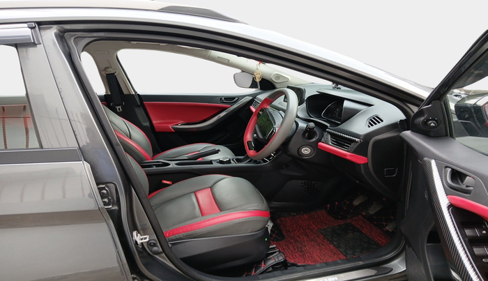 2024 Tata NEXON SMART+ SUNROOF 1.2 PETROL, Petrol, Manual, 5,201 km, interior