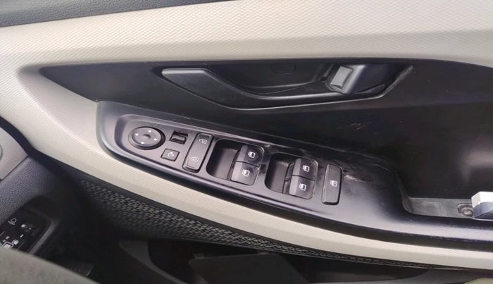 2022 Hyundai Creta E 1.5 PETROL, Petrol, Manual, 52,189 km, interior