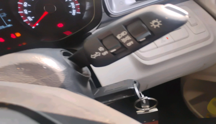 2024 Mahindra XUV 3XO MX1 1.2 L TCMPFi, Petrol, Manual, 12,928 km, interior