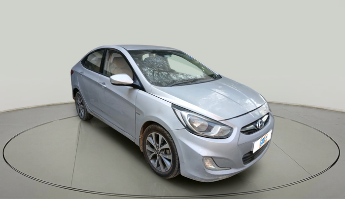 2013 Hyundai Verna FLUIDIC 1.6 VTVT SX, Petrol, Manual, 1,37,760 km, exterior