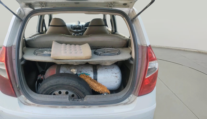 2011 Hyundai i10 MAGNA 1.2, CNG, Manual, 1,34,517 km, exterior