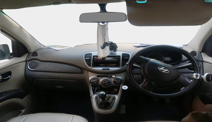 2011 Hyundai i10 MAGNA 1.2, CNG, Manual, 1,34,517 km, interior