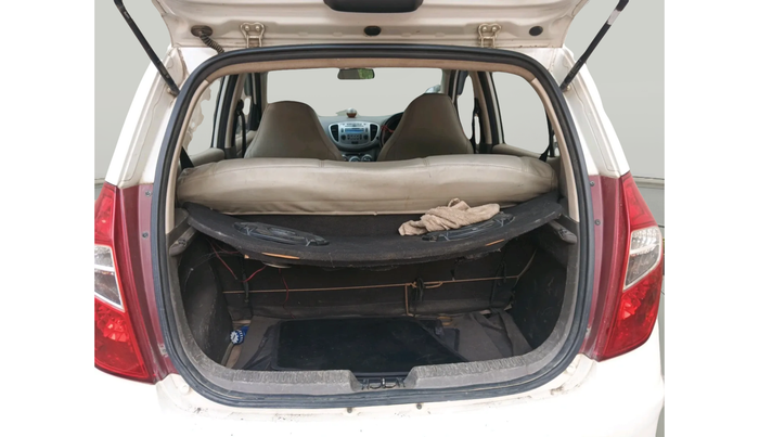 2016 Hyundai i10 SPORTZ 1.1, Petrol, Manual, 96,313 km, exterior