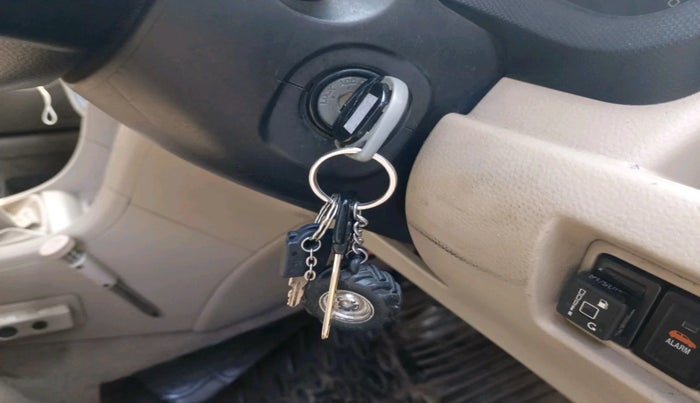 2014 Maruti Swift Dzire VXI, Petrol, Manual, 1,59,000 km, interior