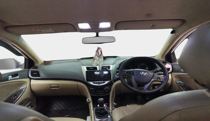 2015 Hyundai Verna FLUIDIC 4S 1.6 VTVT S(O), Petrol, Manual, 1,20,769 km, interior