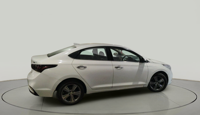 2017 Hyundai Verna 1.6 SX (O) CRDI MT, Diesel, Manual, 92,024 km, exterior