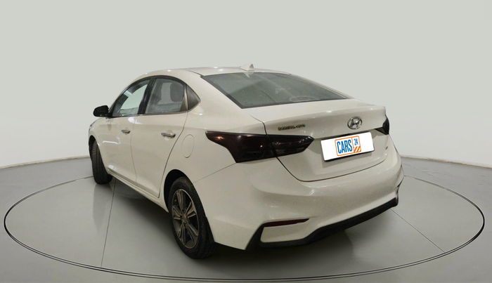 2017 Hyundai Verna 1.6 SX (O) CRDI MT, Diesel, Manual, 92,024 km, exterior