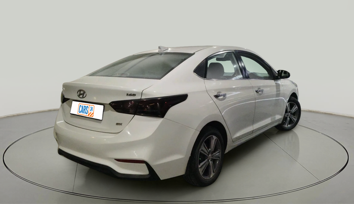 2017 Hyundai Verna 1.6 SX (O) CRDI MT, Diesel, Manual, 92,024 km, exterior