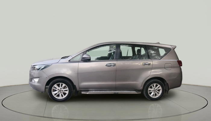 2017 Toyota Innova Crysta 2.4 VX 7 STR, Diesel, Manual, 1,29,834 km, exterior