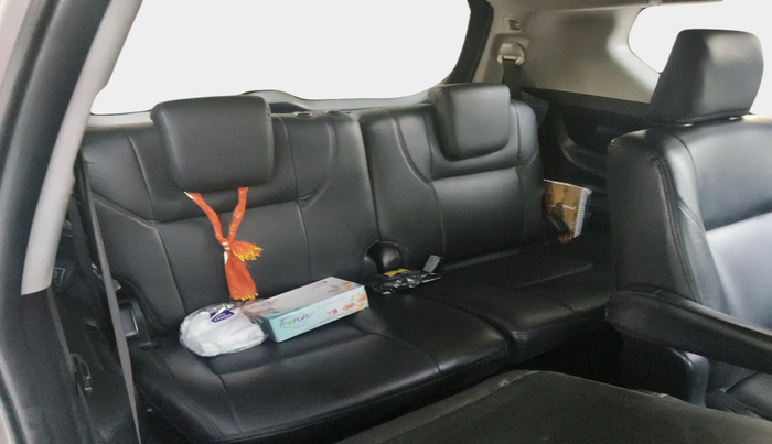2017 Toyota Innova Crysta 2.4 VX 7 STR, Diesel, Manual, 1,29,834 km, interior
