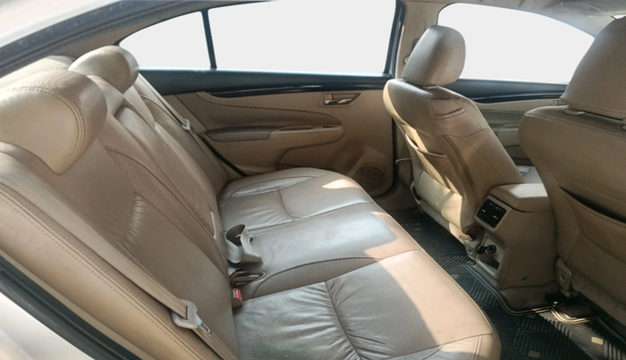 2015 Maruti Ciaz ZXI+, Petrol, Manual, 1,32,889 km, interior