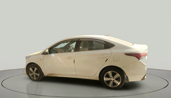 2018 Hyundai Verna 1.6 CRDI SX + AT, Diesel, Automatic, 74,879 km, exterior