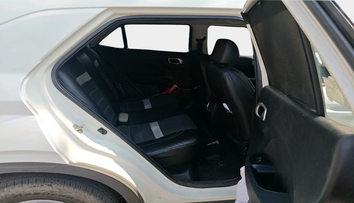 2022 Hyundai VENUE S 1.2, Petrol, Manual, 86,590 km, interior