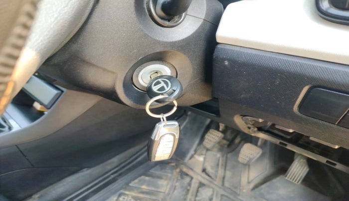 2023 Tata PUNCH Accomplished Plus, Petrol, Manual, 45,244 km, interior