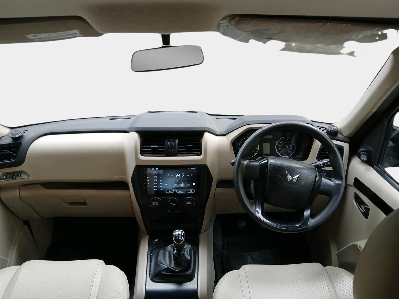 2023 Mahindra SCORPIO CLASSIC S 7STR, Diesel, Manual, 36,084 km, interior