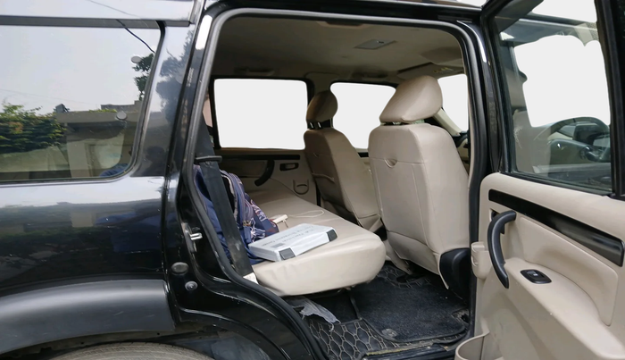 2023 Mahindra SCORPIO CLASSIC S 7STR, Diesel, Manual, 36,084 km, interior