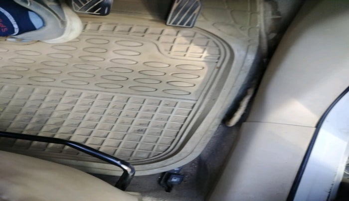 2019 Maruti Dzire LXI, Petrol, Manual, 91,820 km, interior