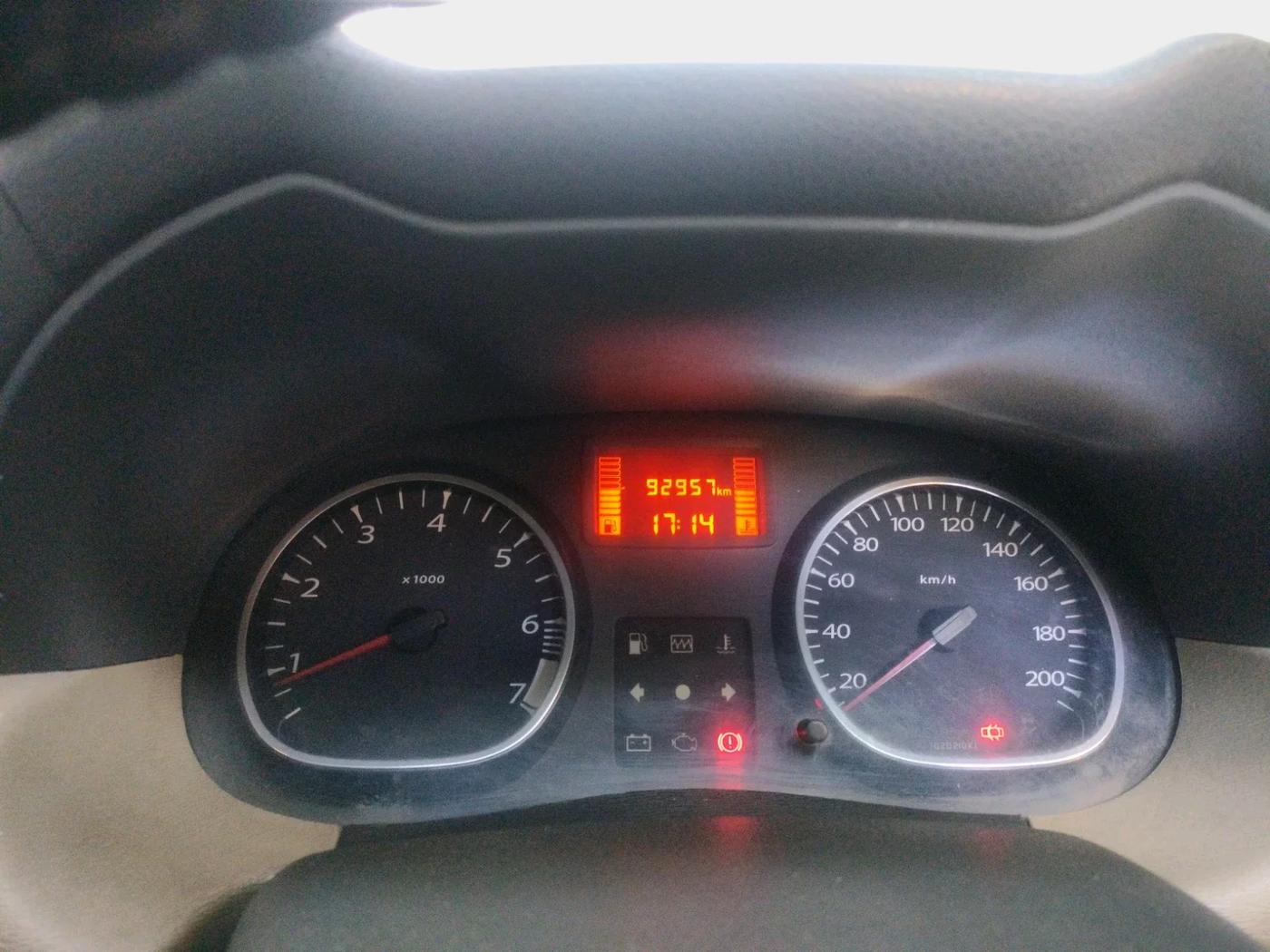 2014 Renault Duster RXL PETROL, Petrol, Manual, 92,957 km, interior