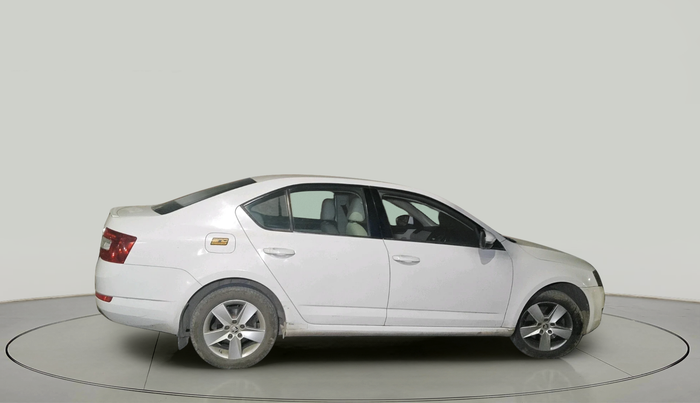 2017 Skoda Octavia AMBITION PLUS AT 1.8 TSI, Petrol, Automatic, 98,491 km, exterior