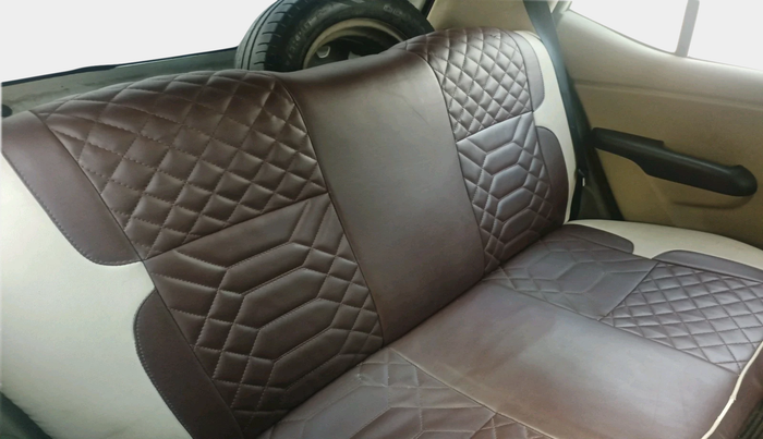 2011 Hyundai i10 ERA 1.1, Petrol, Manual, 1,15,906 km, interior