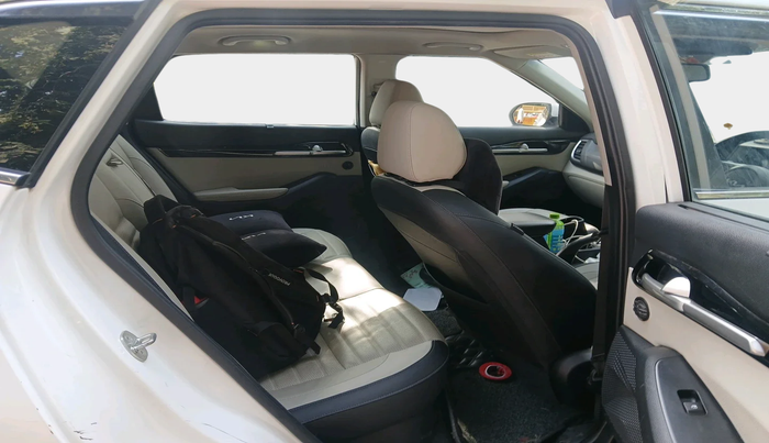 2023 KIA SELTOS  HTX 1.5 PETROL CVT, Petrol, Automatic, 36,206 km, interior